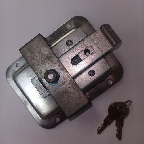 Locking Stainless Steel Polished Paddle Latch W/Mtg. Holes - 91217